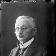 A8943