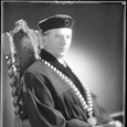 A8563